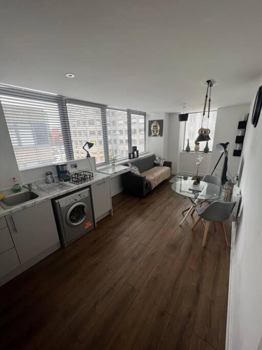 Luxury Chic Apartments - Hizvo