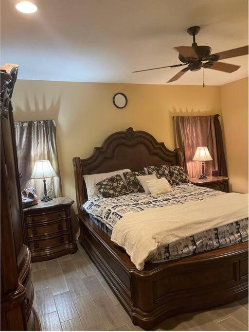 Entire 3 bedroom, 2 bath residential home. - Housity