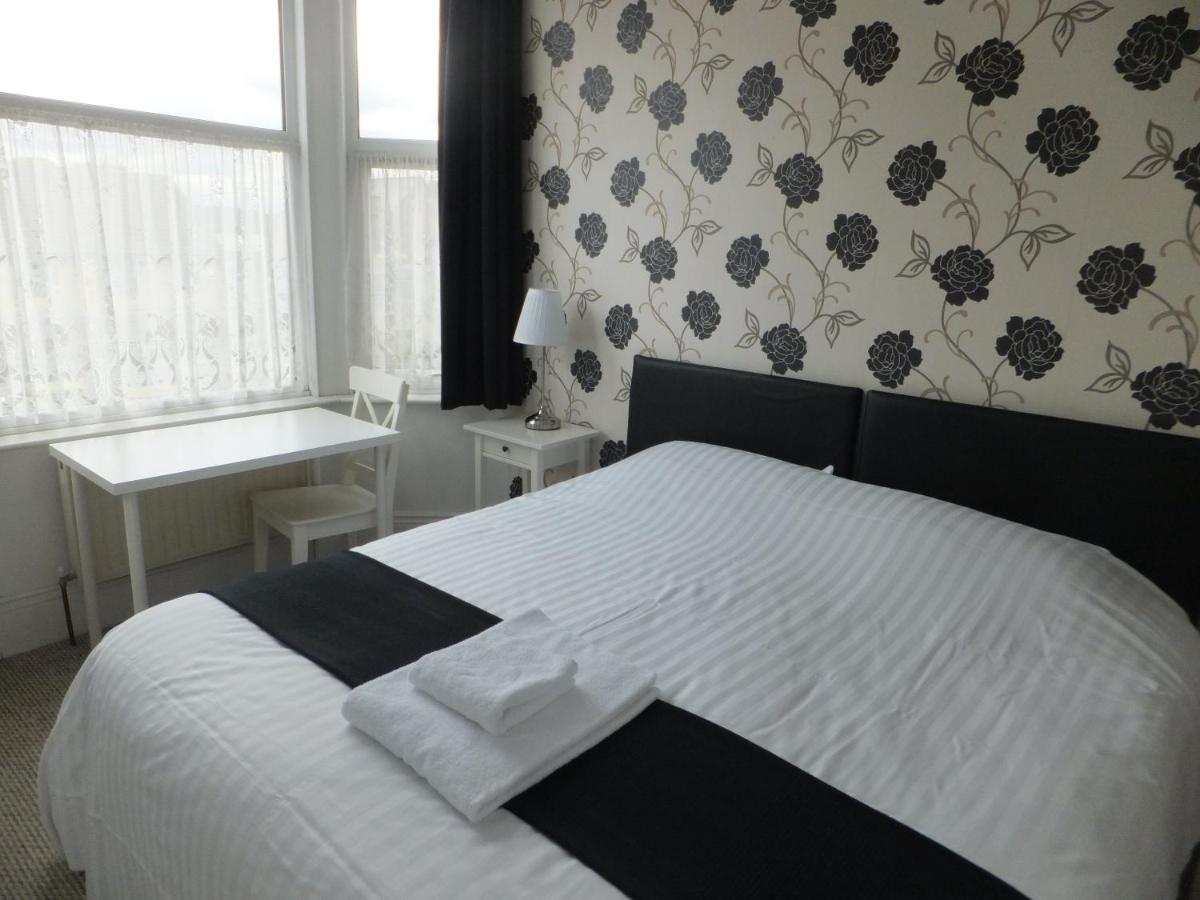 Grove Guest House - Housity