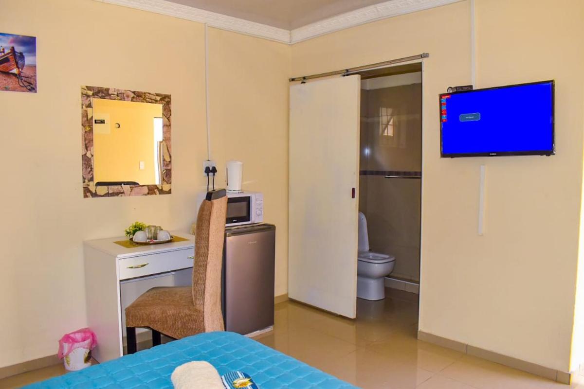 Gabade Guest House - Housity