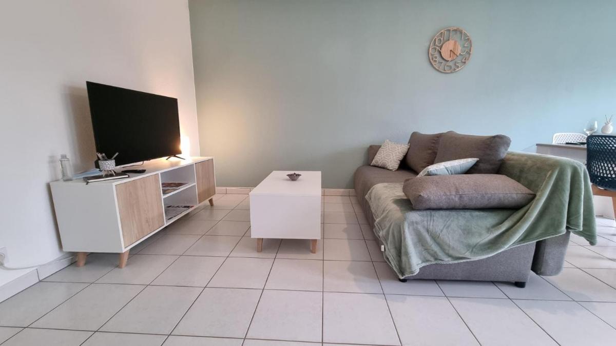 Beau T2 bien équipé au calme! ! - Housity