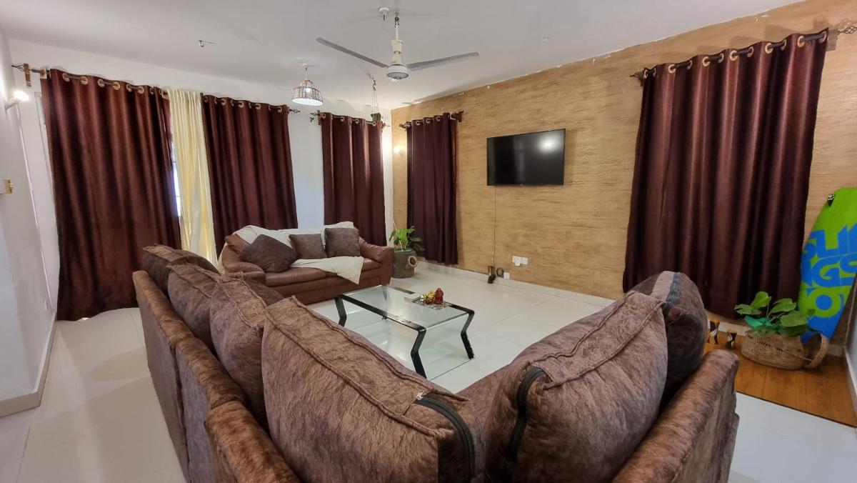 Evergreen House - 150Metre Walk To City Mall Nyali - Housity