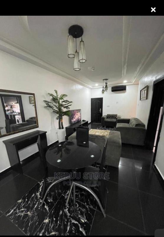 Suitetrails - 2 bedroom luxury apartment ikeja ag