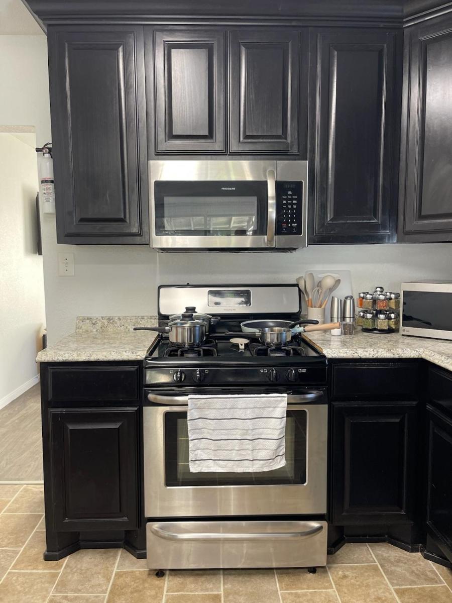 Charming 4 bedroom home - Housity
