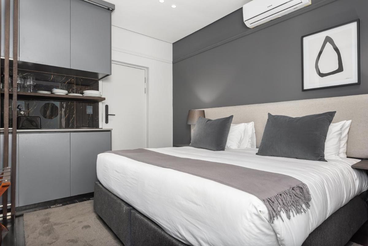 One Calais Apartments - Housity