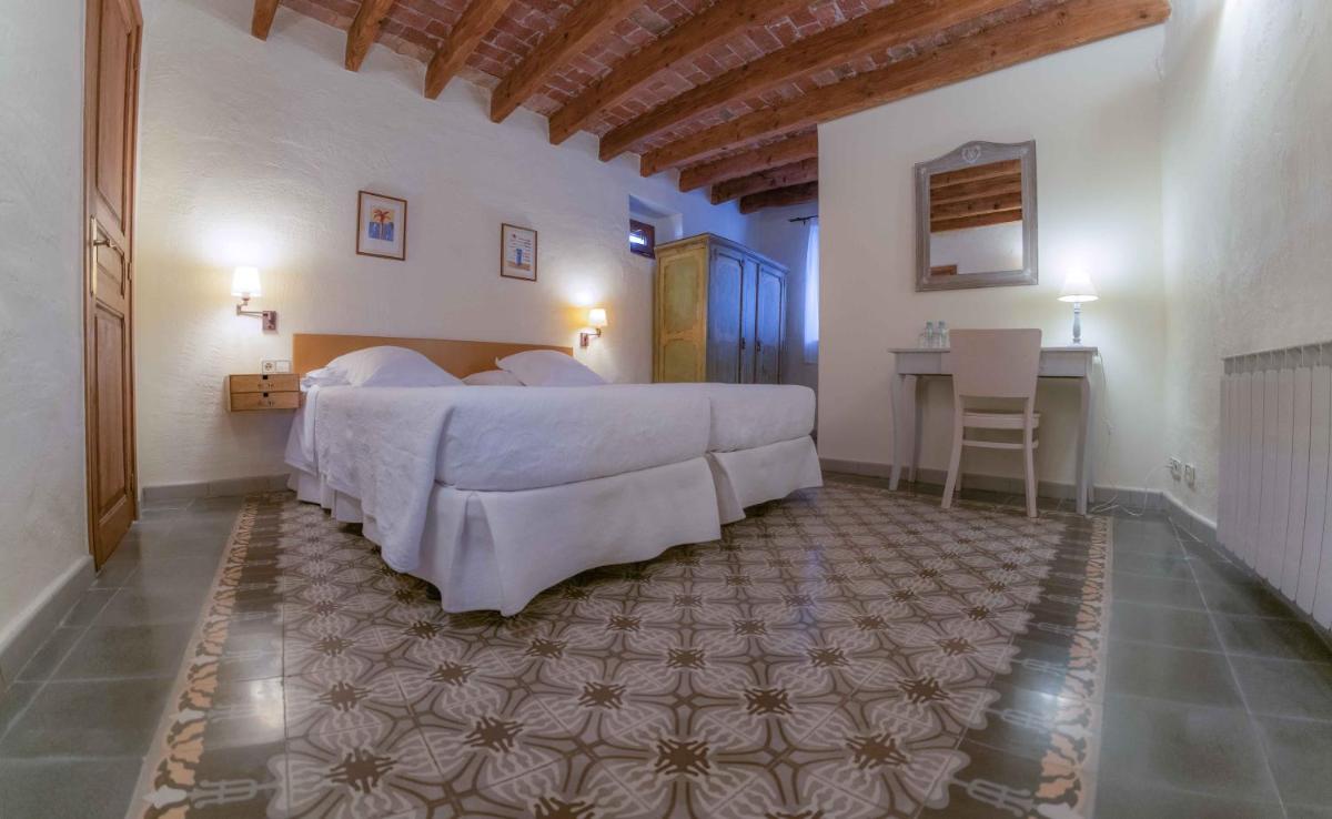 Can Bayre-Casa Rural - Housity