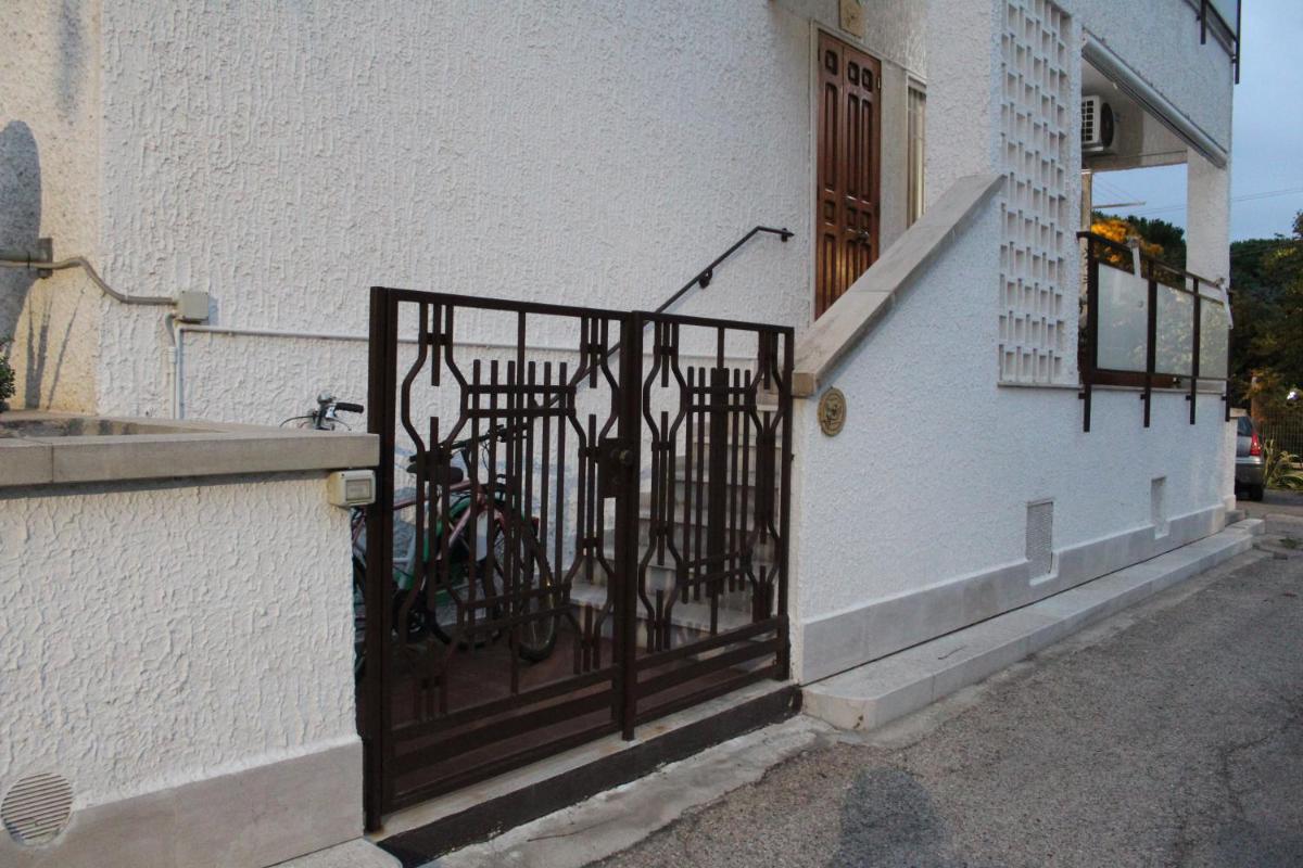 CASA 28 - Housity