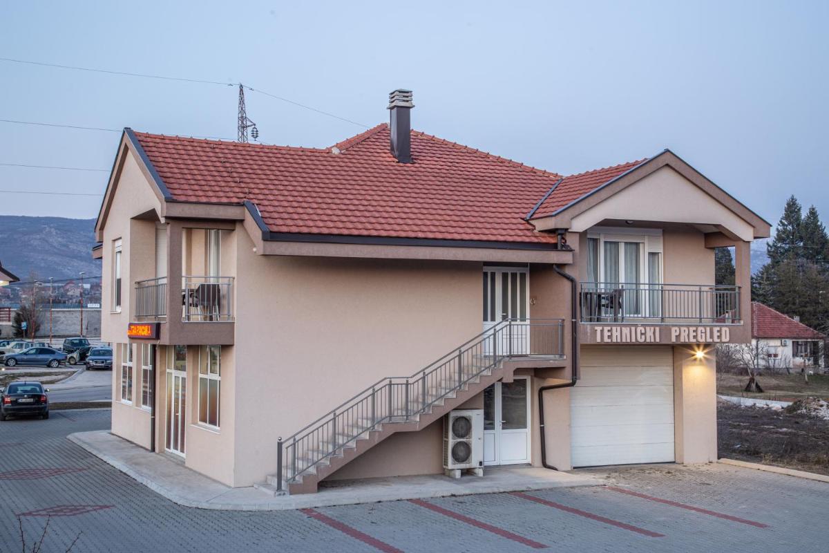 Rest Apartments - Housity