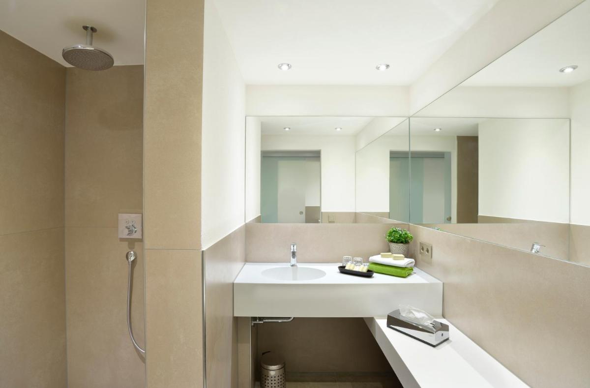 Hotel Hohe Linde - Housity