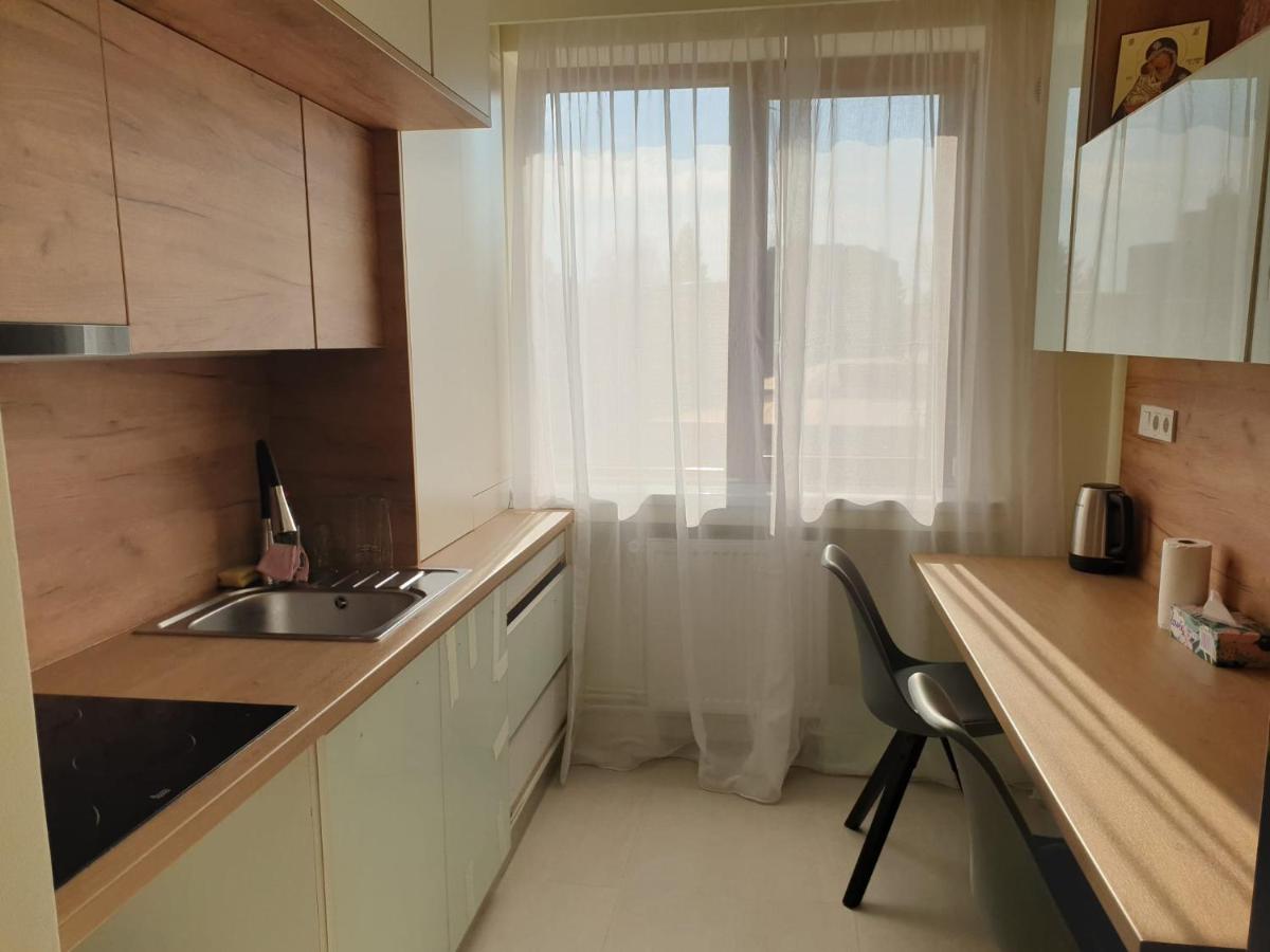 University Apt - Hizvo