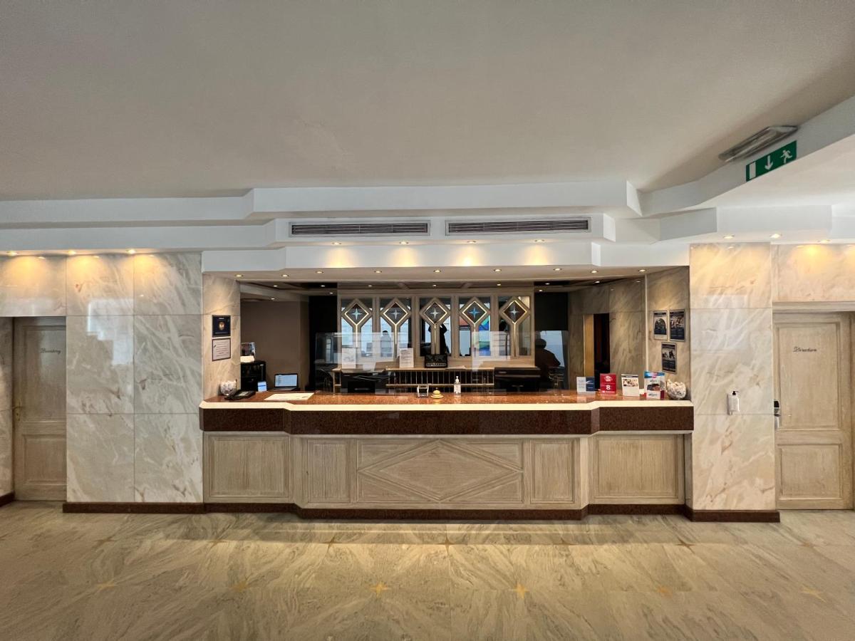 Best Western Hotel Royal Centre - Housity