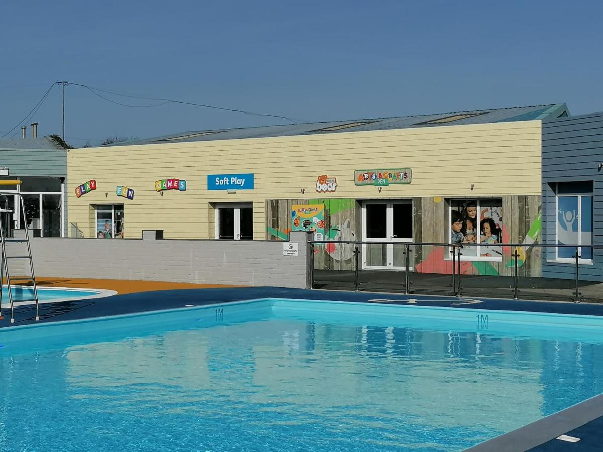 Sycamore Caravan - Housity