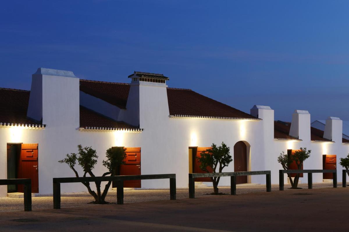 O edifício onde o hotel está situado
