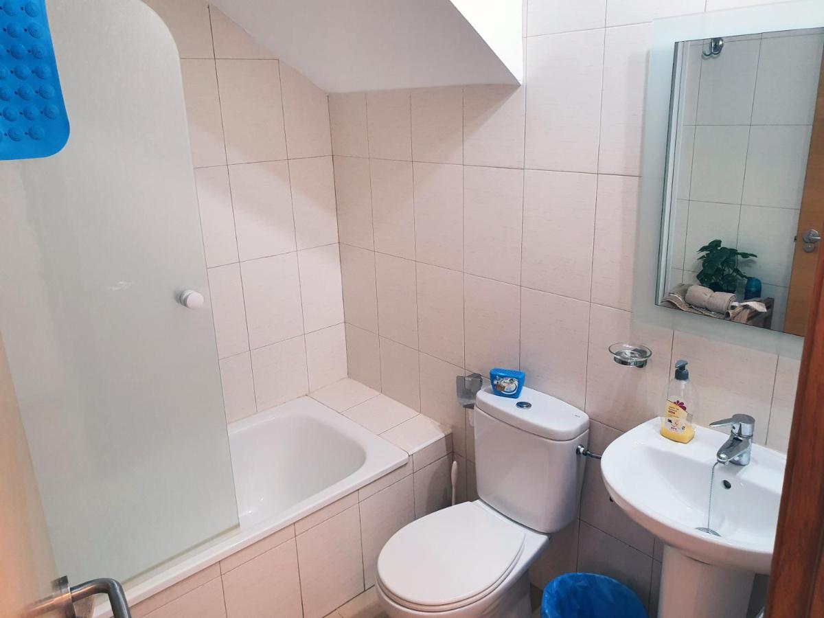 Suitetrails - STUNNING Modern Apartment with Roof Terrace