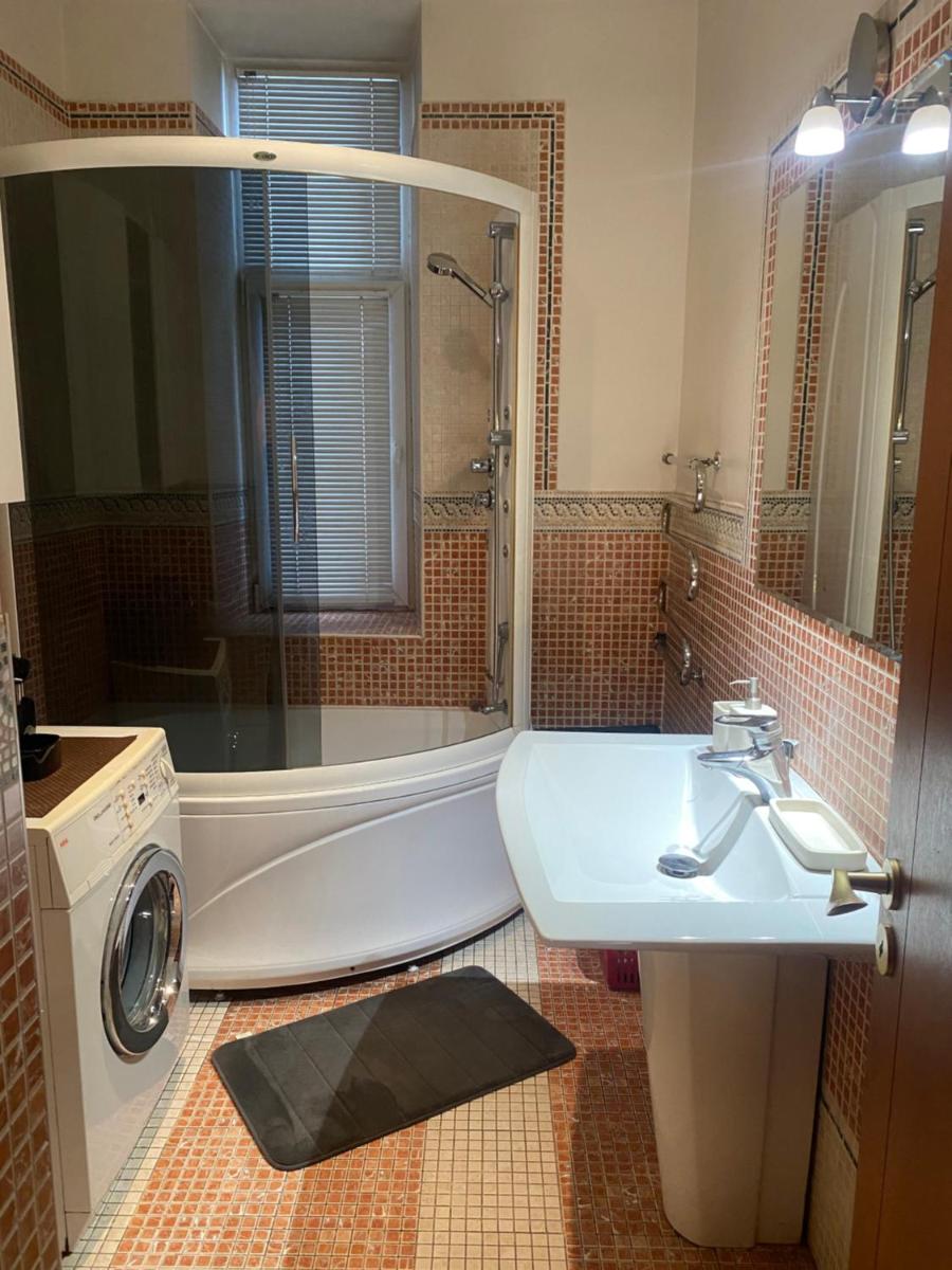 Old town apartment near St Peters Basilica - Hizvo