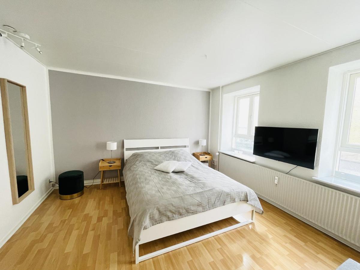 aday - Central Studio Apartment - Housity