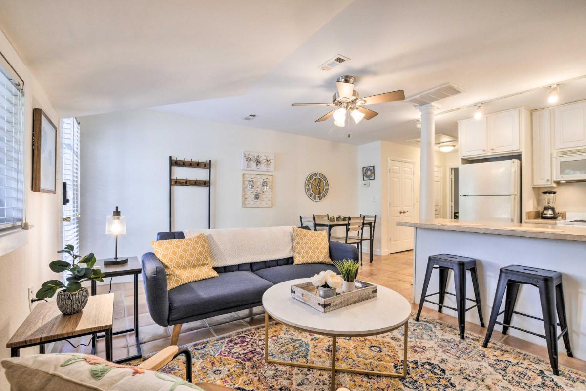 Charming Chapel Hill Condo in Fantastic Location! - Housity