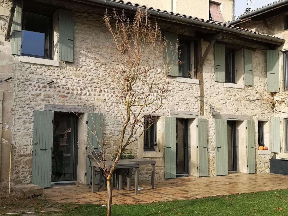 Suitetrails - Gîte de caractère en pierre dans la Drôme 3 chambres