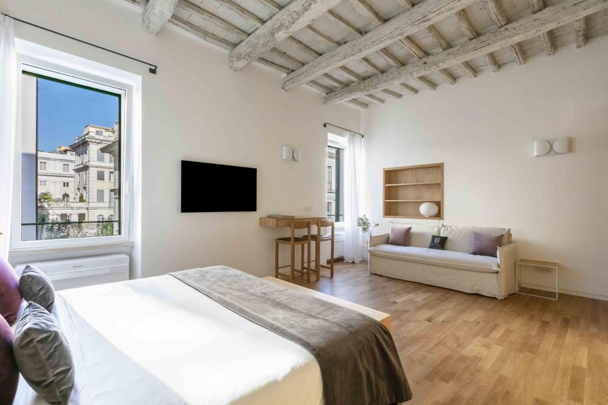 BBHOME Design Suite apartment near Spanish steps - Housity