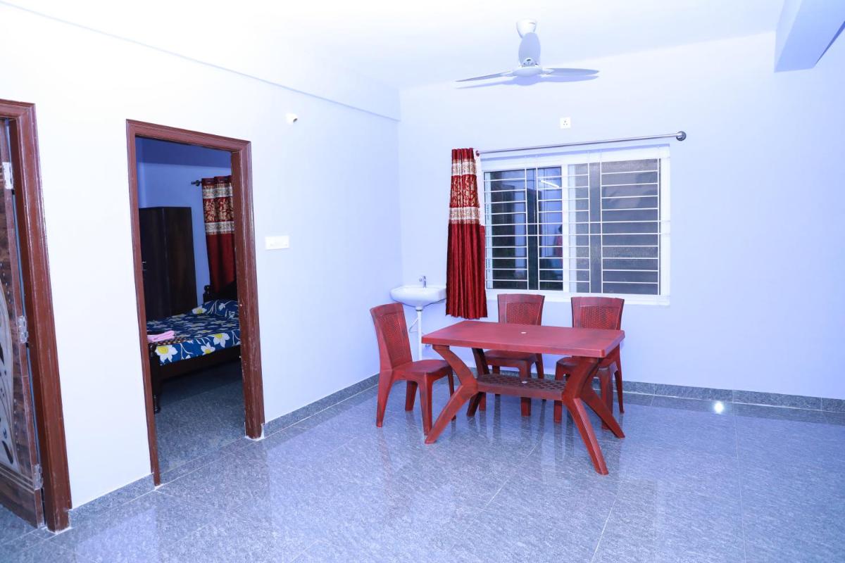 Two Bedroom Flat Non AC Varun Vihar Near Horsley Hills - Housity
