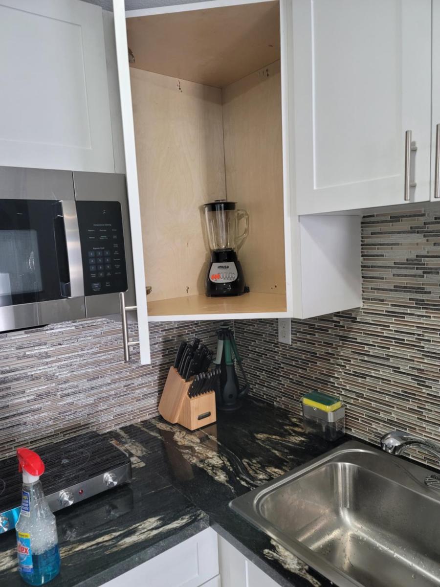 luxurious room close to everything - Housity