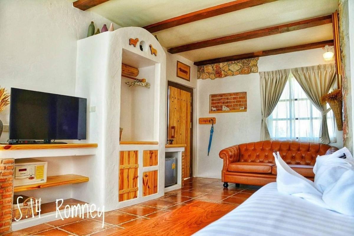 Swiss Hotel Pattaya - Housity