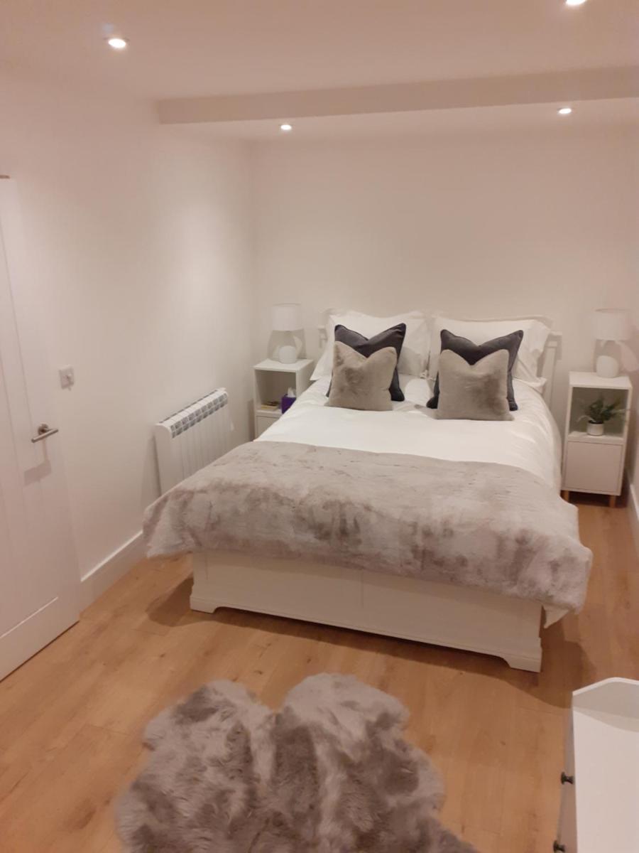 Sea View Suite, with Parking, On Tankerton Beachfront, Whitstable - Housity