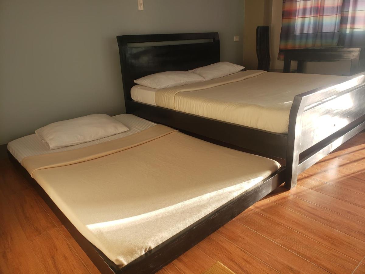 Suitetrails - BAGUIO Betty's Room Rental Couple/ Family Studio