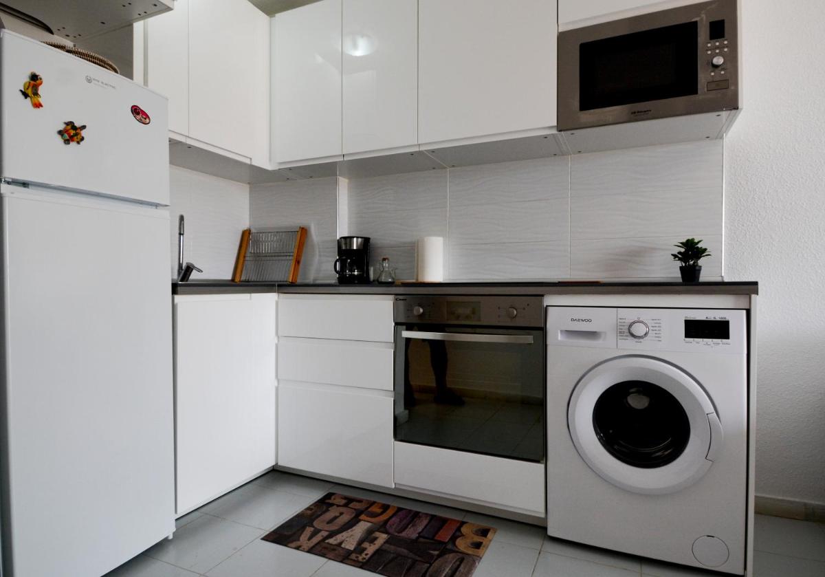 Apartment In Urb San Luis Tourist Rental Paco - Housity