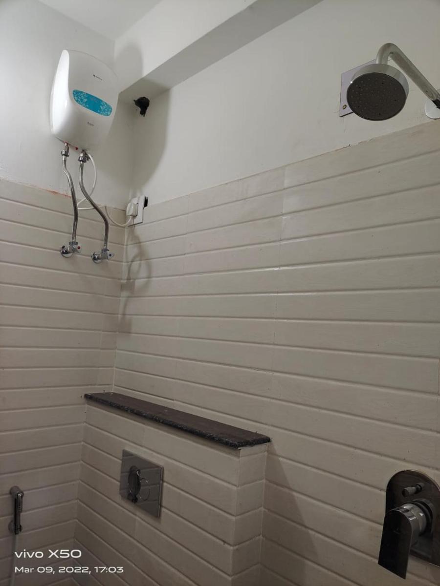SHRISTI HEIGHT - Housity