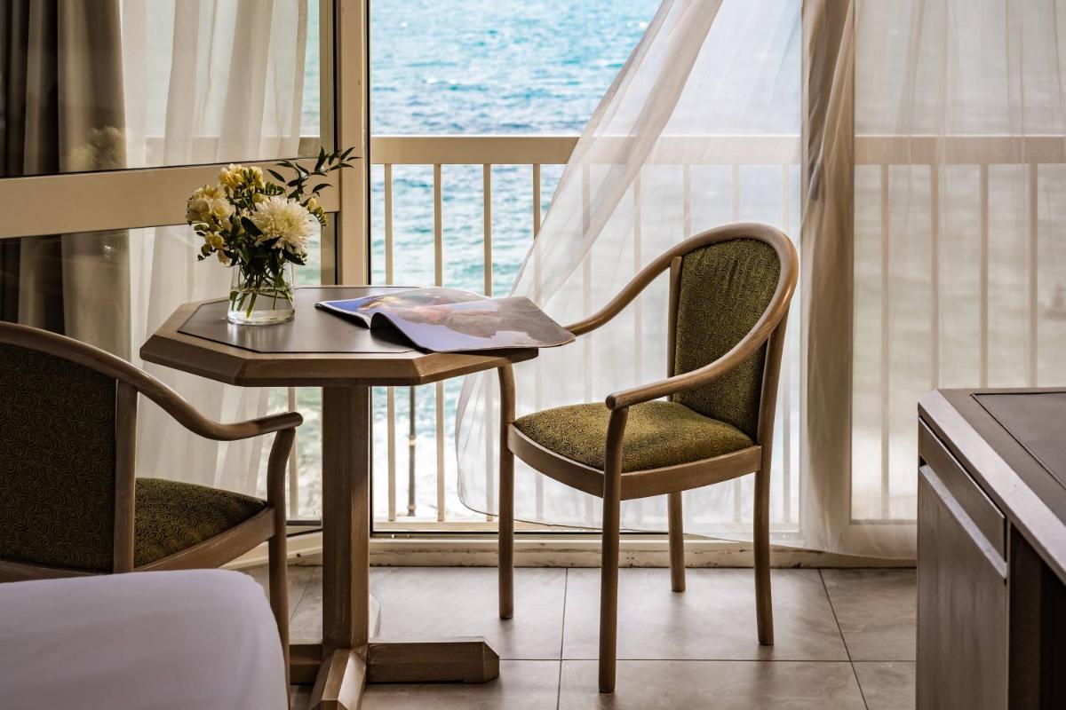 The Diplomat Hotel - Housity