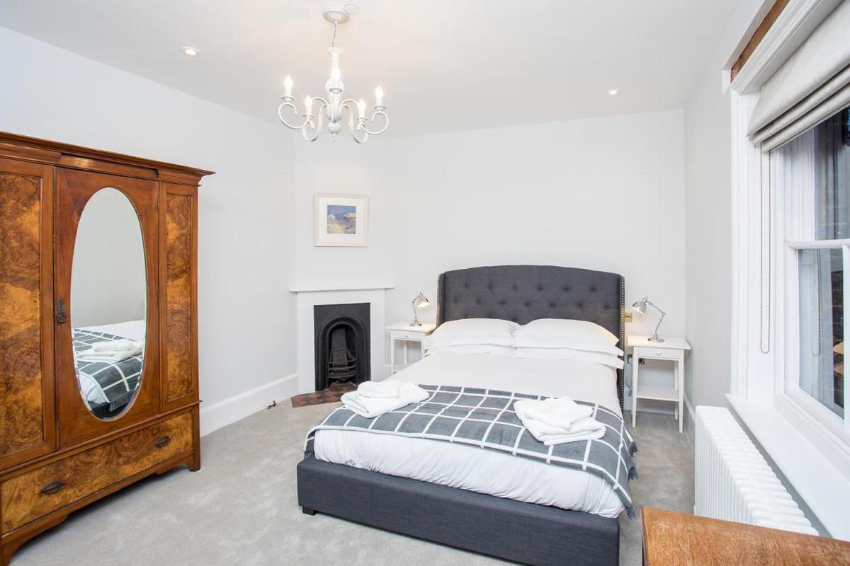 Torrington Hall - Housity