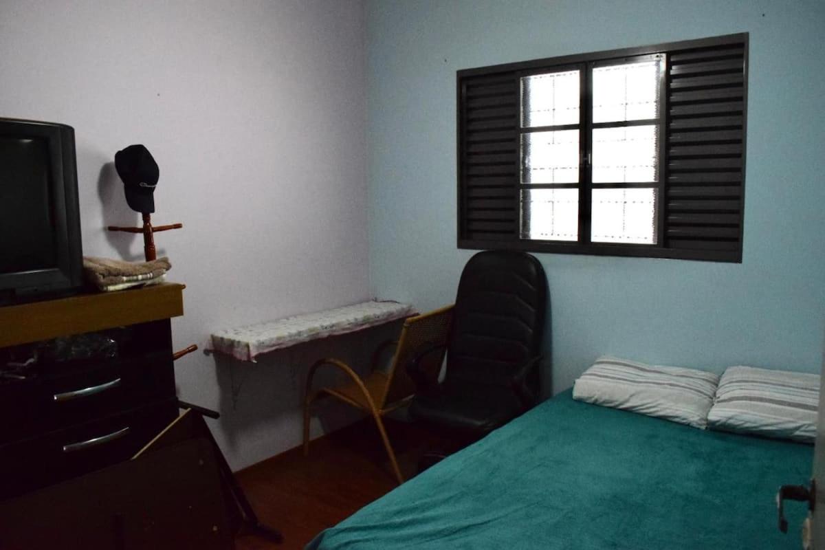 Casa ampla para até 10 pessoas - Housity