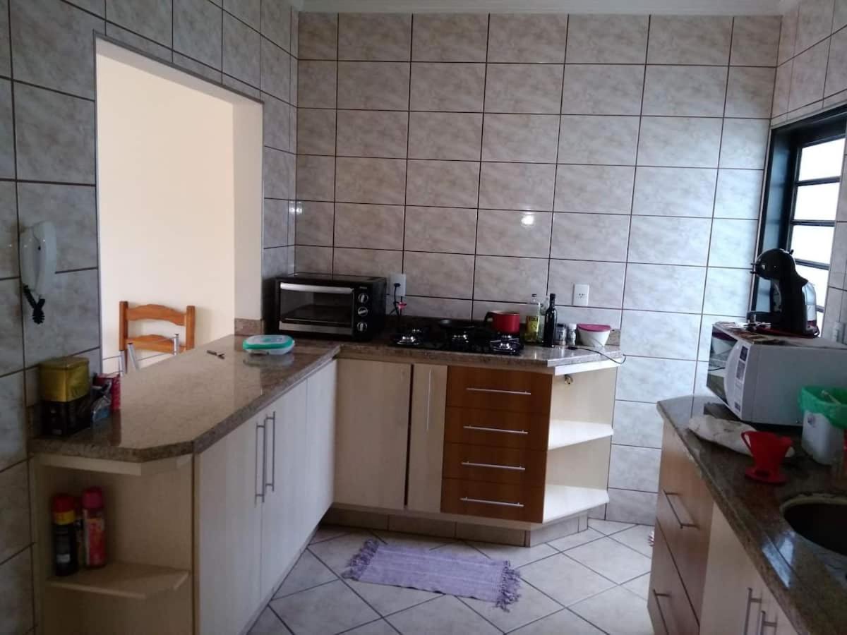 Casa ampla para até 10 pessoas - Housity