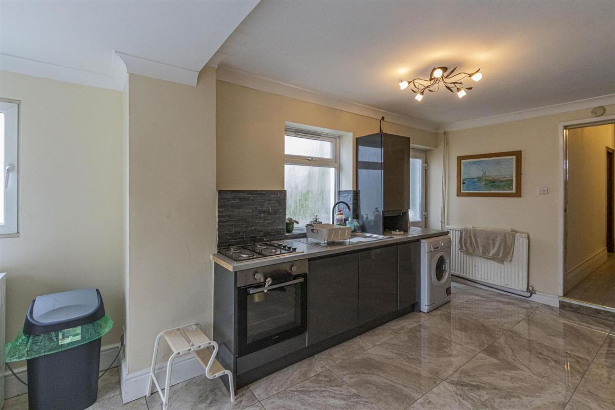 millennium stadium guest house - Housity