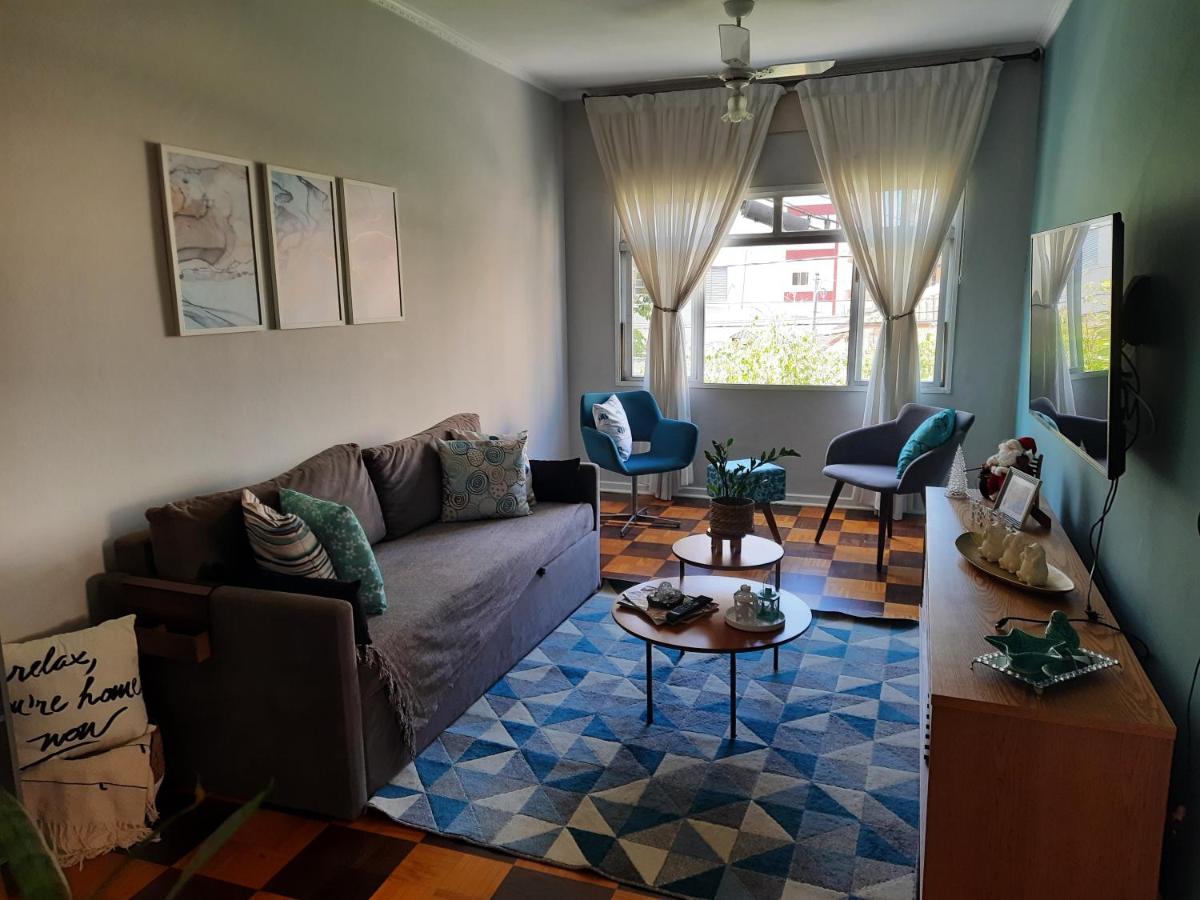 Suitetrails - APARTAMENTO PRAIA GRANDE-CANTO DO FORTE- 2 QUADRAS DA PRAIA WI-FI,NETFLIX e ESTACIONAMENTO