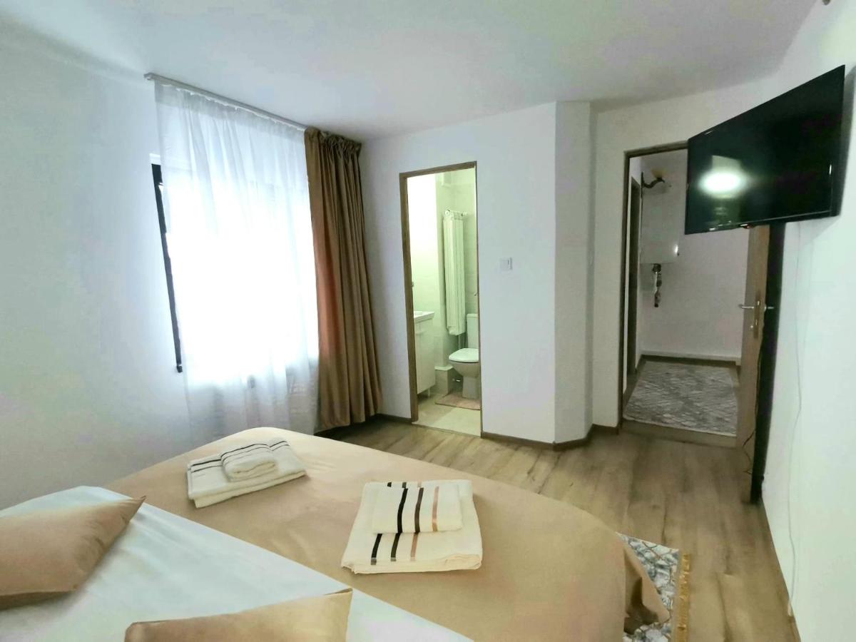 Casa EMY Busteni - Housity