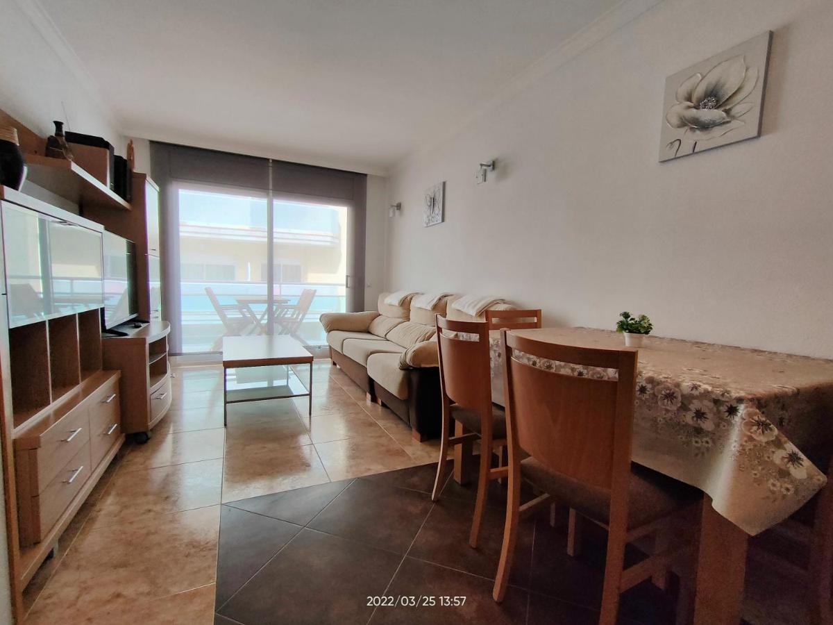 LG Calafell Beach - Housity