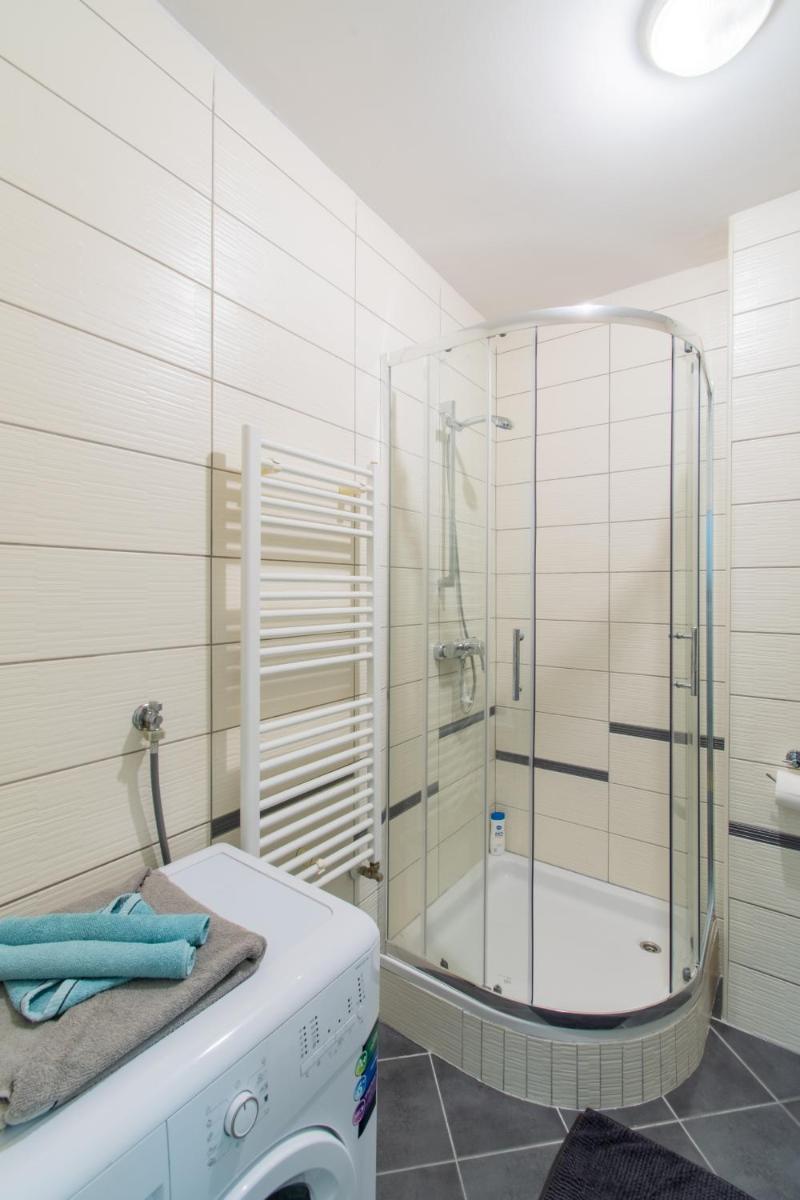 Suitetrails - Flexible SelfCheckIns 31 - Zagreb - Garage - Loggia - New