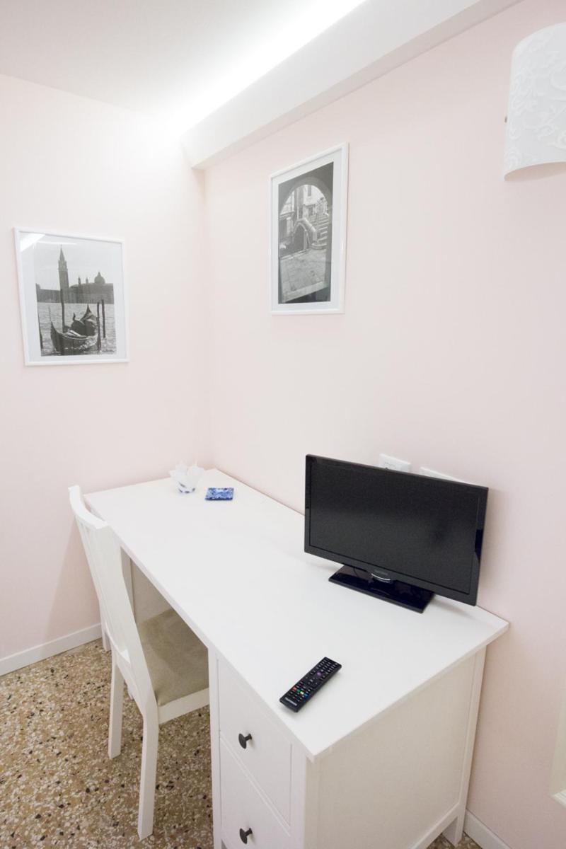 Suitetrails - Venice Rialto Bridge Apartment