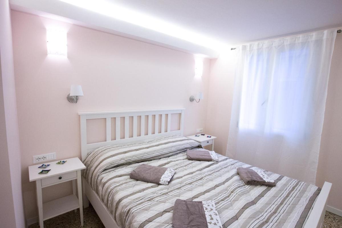 Suitetrails - Venice Rialto Bridge Apartment