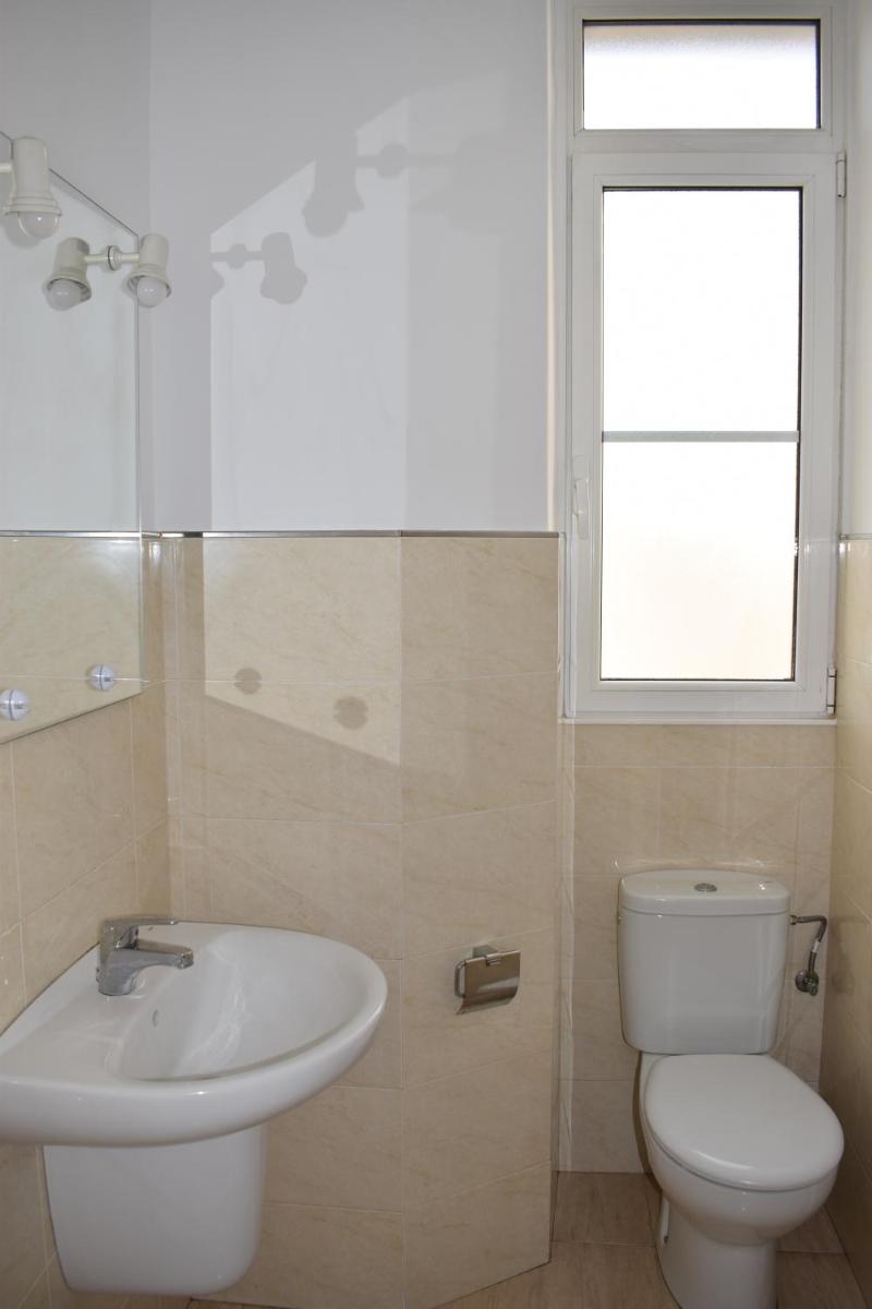 Albareda piso super-céntrico en Sarria - Housity