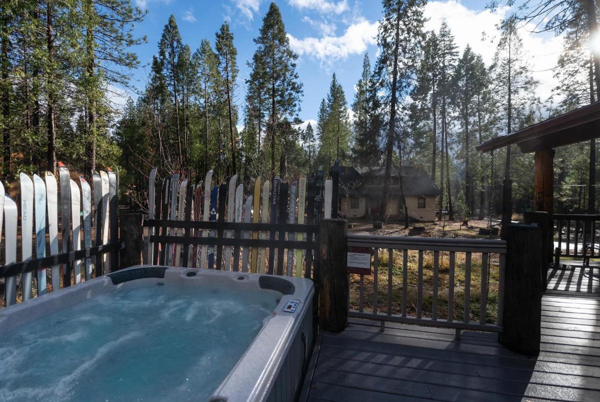 Starlight Lodge - Housity