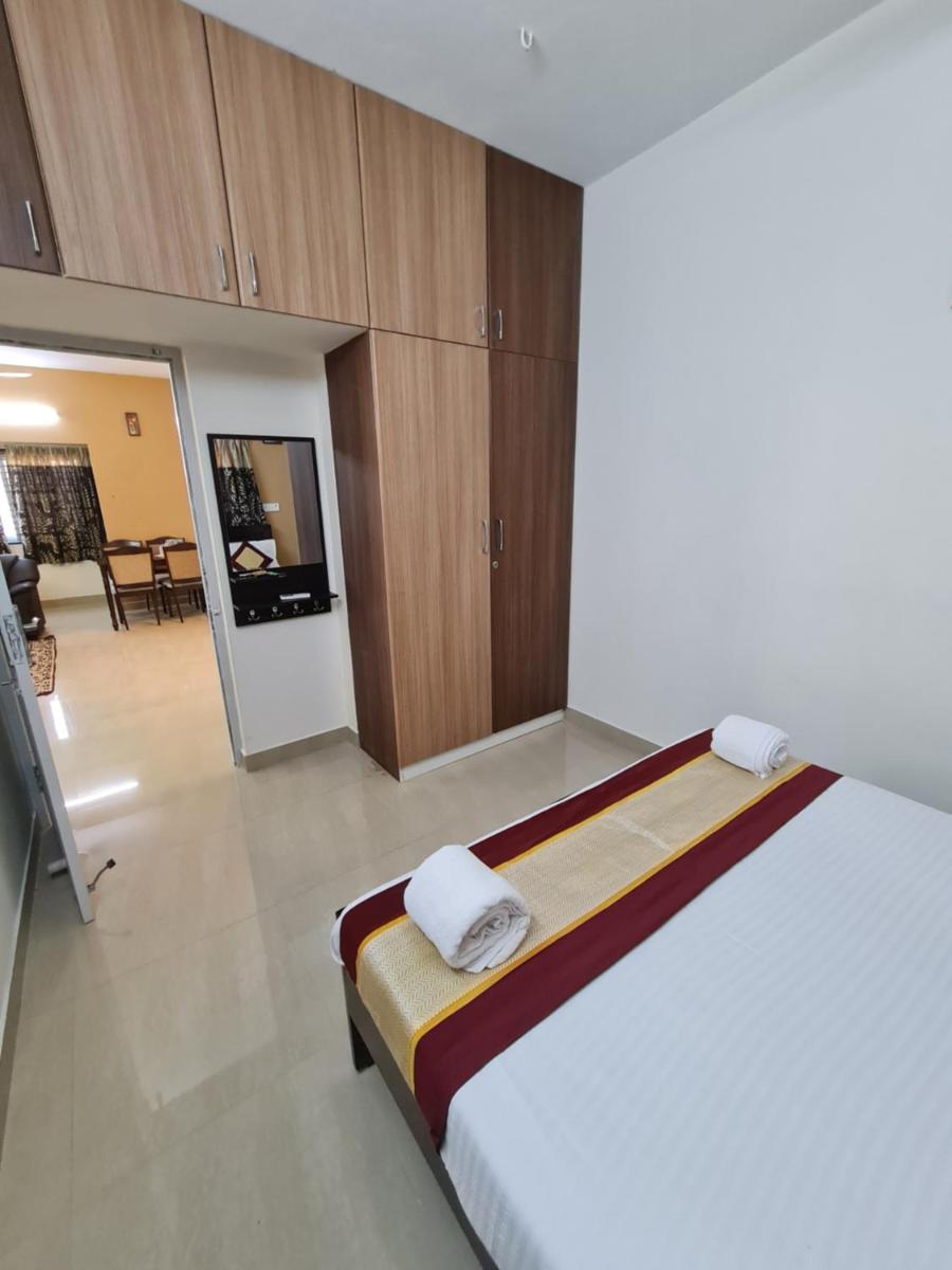 S4 Sruthi Service Apartments - Housity