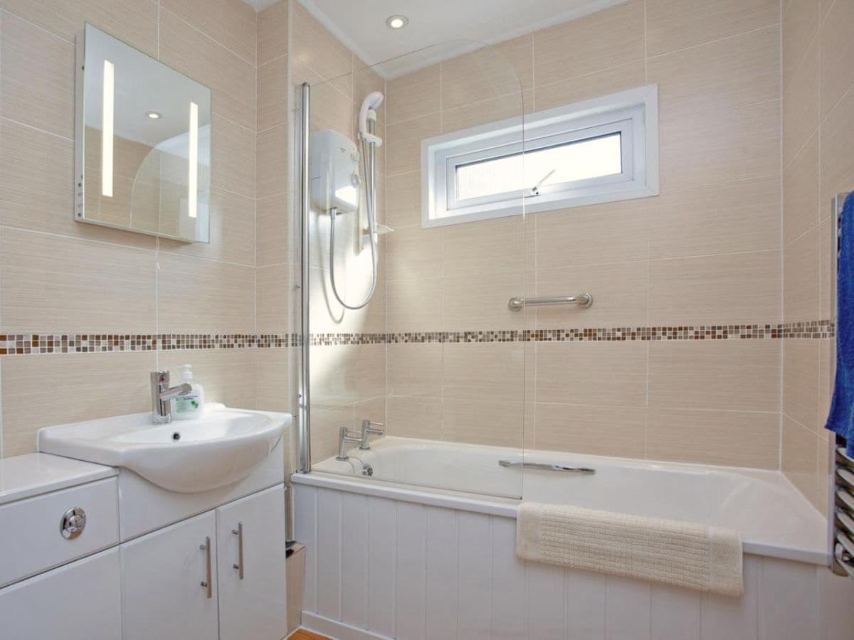 Dawlish Warren Holidays - Housity