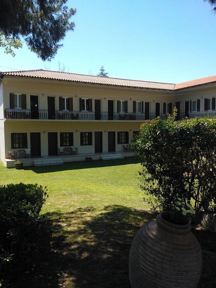 Avaton Hotel - Housity