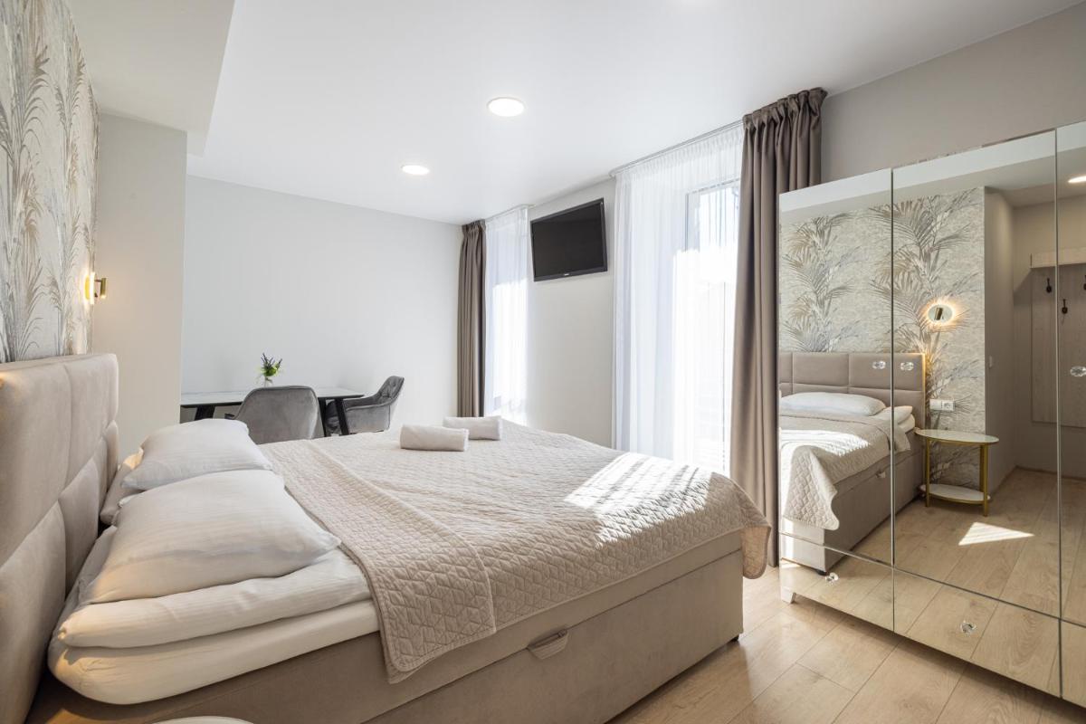 DHARMA Stay APARTAMENTAI su terasa ir vaizdu į miestą - Housity