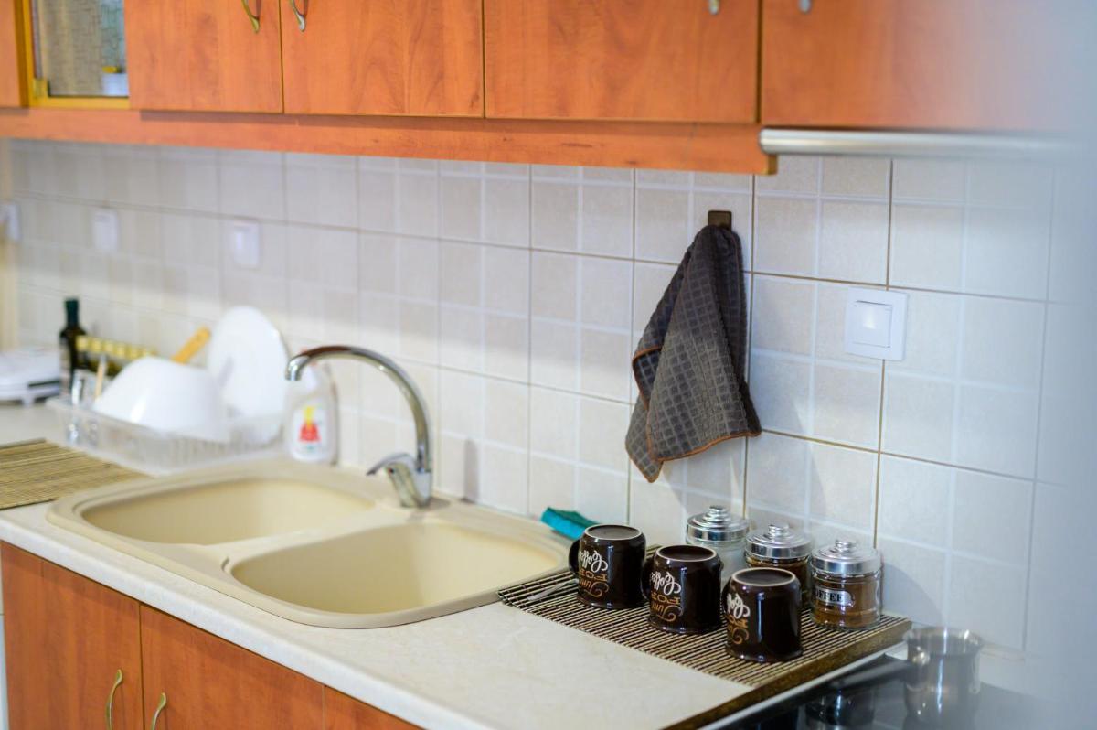 One Bedroom Flat 300m from Sea - Housity