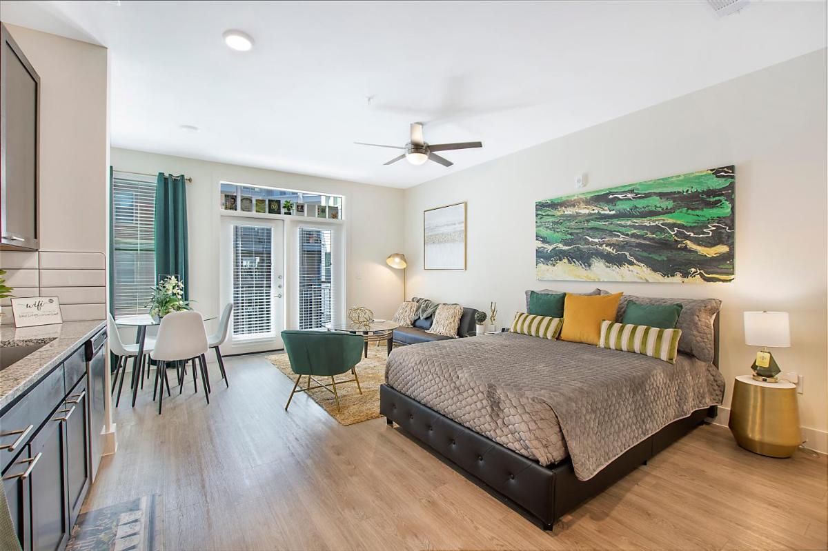 Luxury Studio near DT Fort Worth - Housity