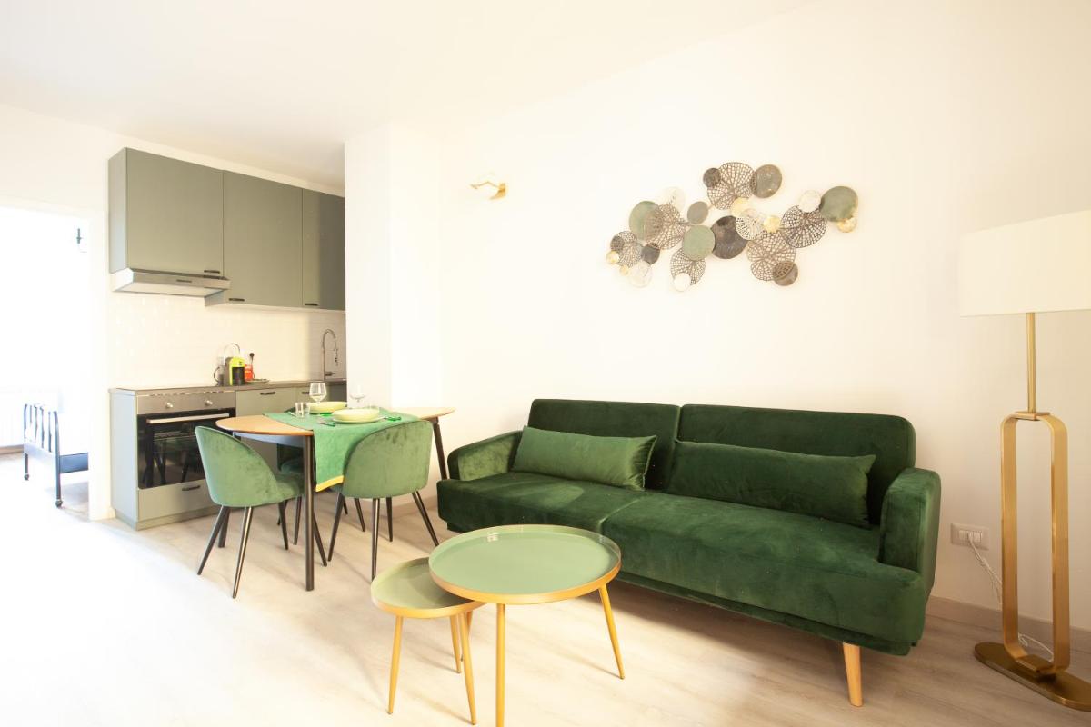 Renovated apartment in Milan city center - Commenda 21 - Housity